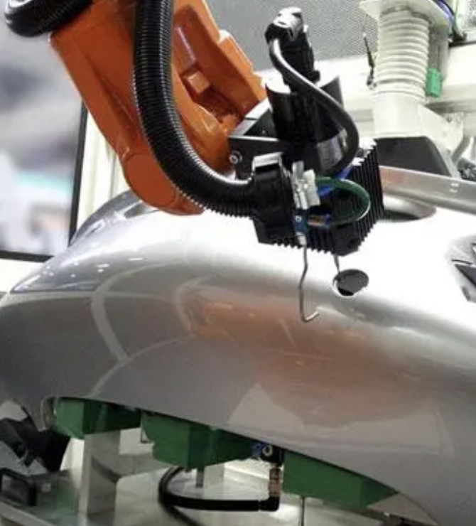 6 strumenti della pila di software del robot di Abb di asse che possono trattare rapidamente l'attaccatura irregolare della pittura
