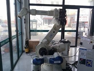 Un braccio robot resistente di 6 asce che tratta grande 165kg in manipolatore di Dof delle stanze pulite 6