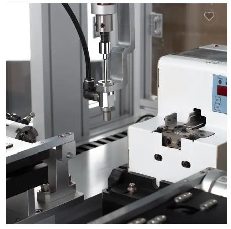 Tipo robot 4 chiusura a vite del pavimento dell'alimentatore della macchina automatica del cacciavite di asse