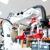 IRC5 Armamento robotizzato a monospazio Peso 272 kg e tensione di alimentazione 200 - 600 V