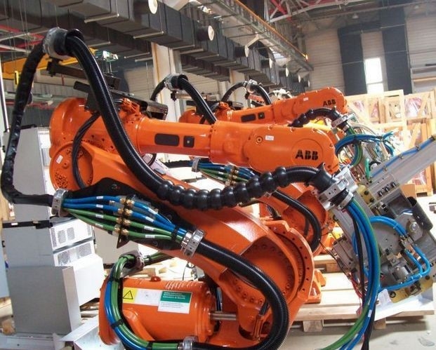 Supporto tecnico pacchetto di abbigliamento per robot resistenti alla pressione per Hyunda / ABB / FANUC / KUKA