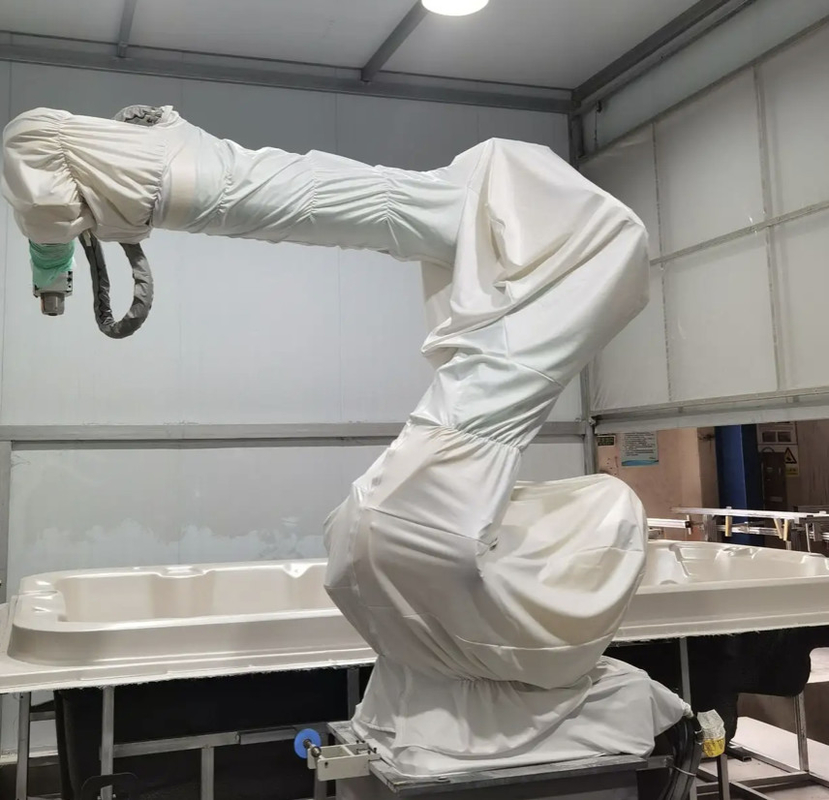Copertura protettiva per robot da verniciatura tipo integrato poliestere antistatico