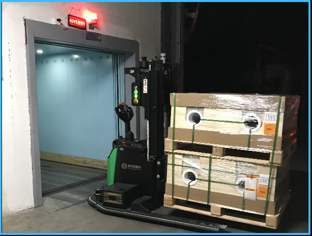 Batteria di ferro alluminio fosfato AGV 2 ore di ricarica Veicolo guidato automatico 24 ore di resistenza