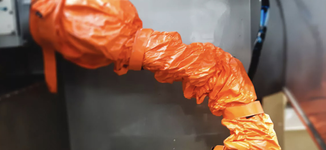 Coperture di armature robotiche impermeabili in poliuretano personalizzate per modelli ABB/FANUC/KUKA/YASKAWA/UR